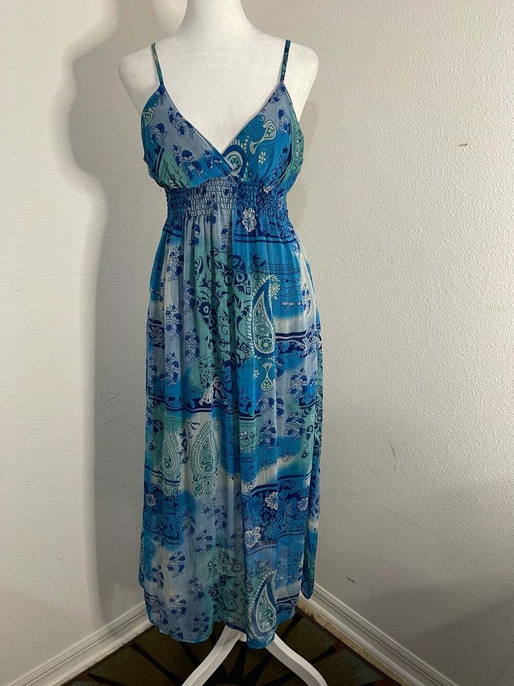 She's Cool Blue Paisley Floral Print Sleeveless Maxi Dress Size M